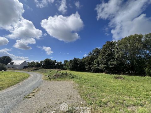 Terrain constructible - 872m² - Louannec