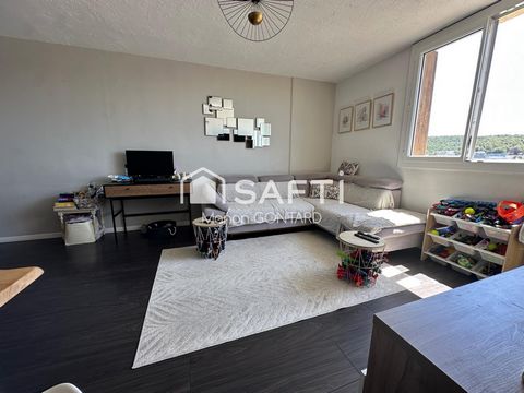 Appartement T4 traversant – 3 balcons, vue dégagée, exposé sud – La Valette-du-Var
