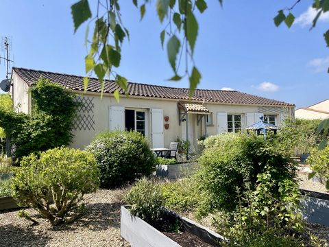 Maison avec sous-sol, 4 chambres et piscine, vues imprénable