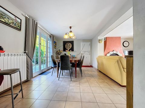 Maison familiale sans travaux, 3 chambres garage et 472 m² de terrain