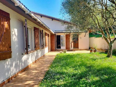 Langoiran , ensemble immobilier 2 maisons