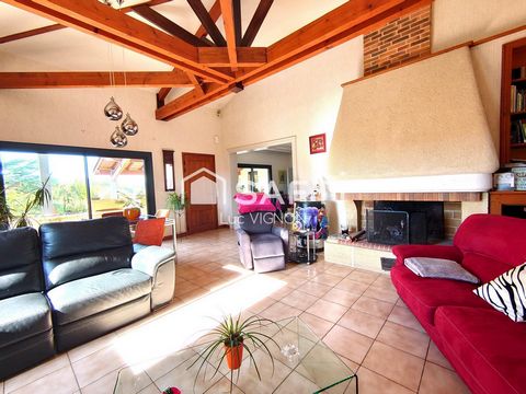 SPACIEUSE MAISON AVEC TERRASSE COUVERTE ET PISCINE