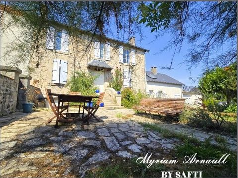 Grande maison en pierre 4 chambres avec dépendance