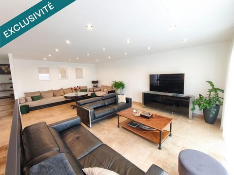 Belle maison moderne avec tous les avantages de la ville.