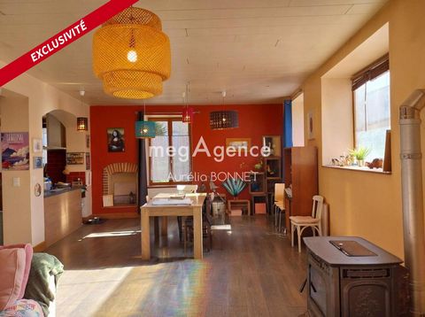 Maison de village avec cour