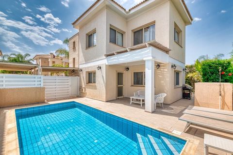 Three Bedroom Detached Villa For Sale in Protaras with Title Deeds Show House Villa 1 Other Villas are Also Available on the Complex This lovely detached villa is located in the quiet part of Protaras, just a few minutes walk to the local beaches and...