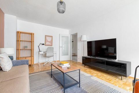 For stays longer than 1 month, we offer custom pricing. Please reach out for an exact quote! Discover the best of Vienna, with this modern apartment in a great location. It’ll be easy to simply show up and start living in this fashionably furnished a...