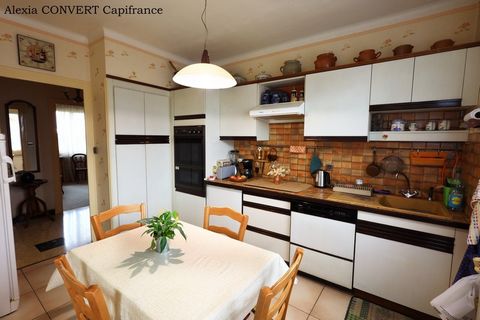 Dpt Ain (01), à vendre SAINT TRIVIER DE COURTES maison P6 de 115 m² - Terrain de 1 121,00 m²