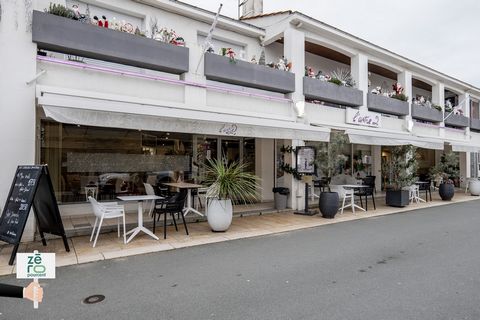 Come and discover at LA TRANCHE SUR MER - BAR licence IV - RESTAURANT MAITRE RESTAURATEUR - Refined and recognized cuisine. Location number 1. In the heart of its lively city centre in a family seaside resort, you will discover this business which of...