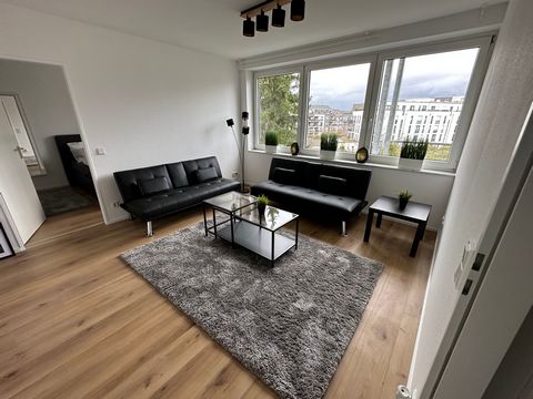 Das zeitlos modern und elegant eingerichtete OFF-Apartment in der Bruchstraße steht für das typische Flingern-Flair im Herzen von Düsseldorf. Das 65 qm große 2-Zimmer-Apartment mit KDB bietet einen kostenlosen Zugang zum zwei Etagen darunter gelegene...