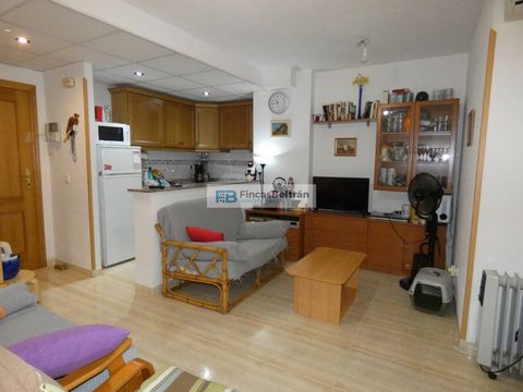 Floor 1st, apartment total surface area 66 m², usable floor area 55 m², single bedrooms: 1, double bedrooms: 1, 1 bathrooms, air conditioning (hot and cold), age between 20 and 30 years, lift, kitchen, state of repair: in good condition, community fe...
