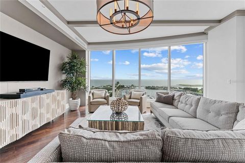 Indulge in the epitome of downtown St. Petersburg's finest luxury living at Ovation Residences, an exclusive Beach Drive tower boasting 180-degree water views, including the iconic St. Petersburg Pier, the sparkling waters of Tampa Bay, and the vibra...