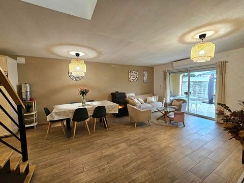 Maison en CENTRE VILLE DE ST ANDRE, 160 m², 8 pièces, jardin, garage avec un appartement T2 très rentable!