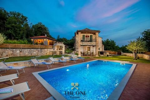 Lovely stone villa with pool is located in the heart of the Istrian peninsula, in a place that proudly preserves its history and traditions. Especially symbols such as kažun, dry stone walls, folklore and architectural heritage, and top gastronomic s...