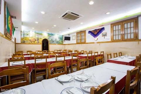 I present to you this spacious restaurant, for trespasse, in the middle of Rua Morais Soares, Lisbon, parish of Penha de França, with 72 seats. Its location is excellent, those who know Lisbon know that it is almost impossible not to have passed by R...