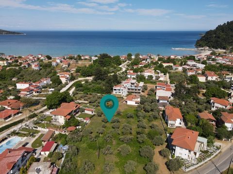 Property Code. 11045 - Plot FOR SALE in Thasos Chrisi Akti for €400.000 Exclusivity. Discover the features of this 1652 sq. m. Plot: Distance from sea 380 meters, Building Coefficient: 0.50 Coverage Coefficient: 0.50 clean drinking water, electricity...