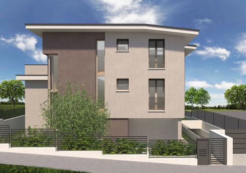 Brand new construction under completion in the center of Desenzano del Garda. We propose THREE-ROOMED apartment on the GROUND FLOOR, developed on one level; this residence stands out for its independence and brightness thanks to the large windows fro...