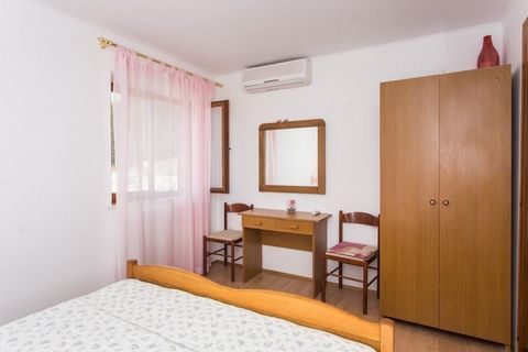 Guest House Old Town View Apartment is set in Dubrovnik, only 700 meters from the famous Stradun Promenade and the UNESCO-listed Old Town. Property offers five air-conditioned accommodation units with breathtaking view of the Adriatic sea and magnifi...