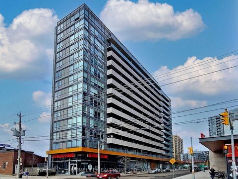 Welcome To Vibrant Liberty Village, Where Convenience And Style Meet! Spacious And Beautifully Maintained, This 1+1 Bedroom Suite In The Heart Of King West/Liberty Village Features A Versatile Den, Perfect For A Home Office Or Guest Space Within 670 ...