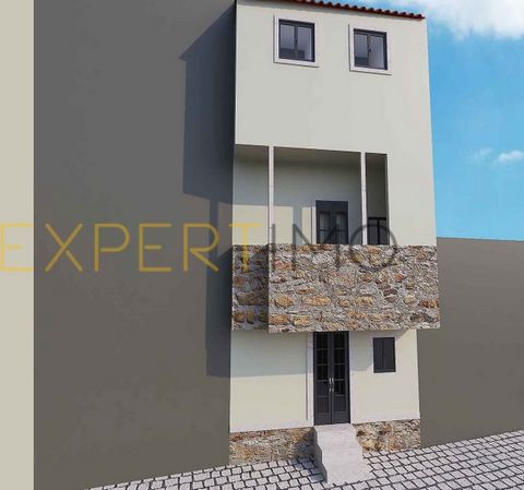 Cod. Ext. 7084 STUDIO HOUSES SERRA DA ESTRELA, house with Project Approved for 3 Studios T0 ----- Are you an investor looking for good opportunities? House in the Urban Center, for rehabilitation, with approved project for 3 independent studios. 3 un...