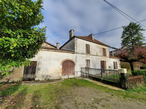 Lamothe-Landerron, a small Gironde commune on the right bank of the Garonne, is located in the canton of La Réole on the borders of the department of Lot-et-Garonne, it was born during the Revolution from the merger of the western half of Saint-Marti...