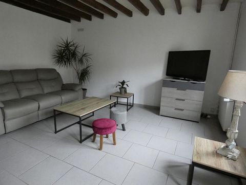 28250 La framboisiere, Mathieu Conan vous propose cette maison rénovée 10 ans 2/3 chambres . Celle-ci se compose d'une entrée cuisine aménagée ouverte sur salon séjour environ 50m², buanderie, dégagement, wc, salle de douche, chambre, à l'étage un gr...