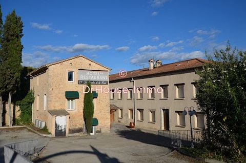 Batiment atypique (ancien, moulin) situé en zone UT du PLU en Provence verte sur un terrain de 5.91O m2. Ce bien unique dans sa configuration actuel est un hôtel - restaurant. Ce lieu a un fort potentiel de développement pour une hôtellerie et une re...