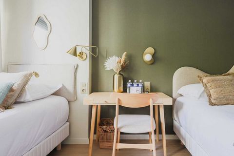 Checkmyguest bietet Ihnen die Residenz „Green Suites“ in Meudon, etwas außerhalb von Paris. Unsere angenehmen, renovierten Studios für 2 oder 3 Personen bieten allen modernen Komfort. In unmittelbarer Nähe von Paris, Vélizy und Issy-Les-Moulineaux ge...