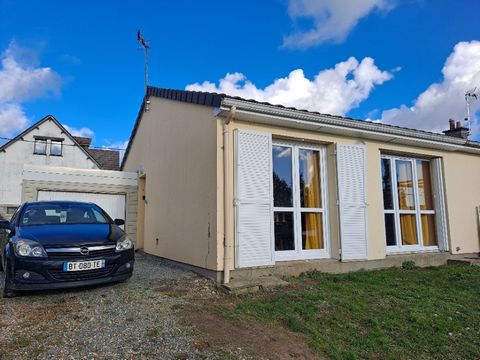 Maison mitoyenne d'un côté d'environ 50m2 comprenant une entrée, une cuisine, un séjour, un chambre, un WC séparé et une salle de douche. Garage. Jardin clos. Située dans un impasse d''une résidence d'Héricourt en Caux. Pour visiter et vous accompagn...