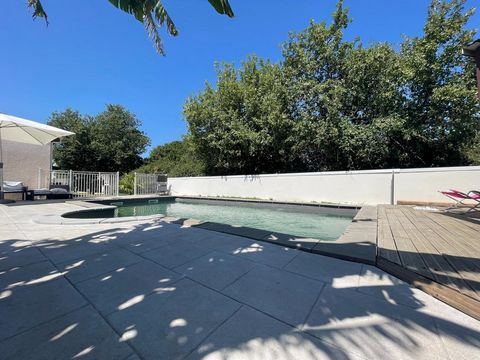 Charmante maison familiale de plain pied-Saint Lys-124m2 avec piscine