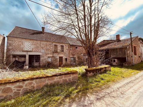 Magnifique maison en pierre dans petit hameau calme