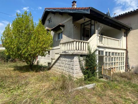 Maison à rénover , grand potentiel.
