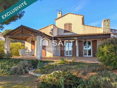 Maison de 150m2 à vendre à Saint Mitre les remparts