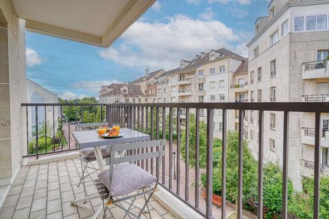 Antony: Quartier trés recherché. Bel appartement luminueux de 4 pièces avecbalcon- terrasse