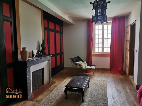 Propriété avec vue sur les Pyrénées : 2 belles maisons, piscine, jacuzzi, salle de sport; calme, campagne