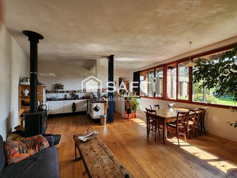 Vivez autrement : maisons écologiques et autonomes, avec puits et lumière naturelle ,au calme à deux pas de Saint-Mathieu.