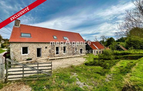 Ensemble en pierre comprenant une maison avec agrandissements possibles et deux dépendances avec grand terrain