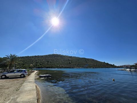 A unique property for sale, located right on the seafront, with a yard that stretches to the water’s edge. On the plot, there is a single-storey building of 60 m², currently arranged as a one-bedroom apartment. The yard, approximately 950 m² in size,...