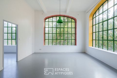 Sur le boulevard Jean Jaurès, un lieu chargé d'histoire accueille aujourd'hui un appartement de caractère au sein des anciens ateliers Emile Gallé. Construit en 1912 dans le style Art nouveau, ce bâtiment industriel abritait autrefois les ateliers d'...
