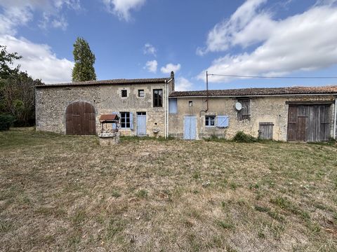 Charmante Maison en Pierre à Rénover dans un Cadre Campagnard Paisible avec Grand Jardin