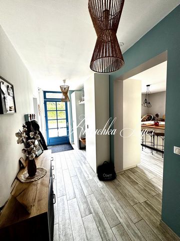 MAISON EN PIERRES 4 CHAMBRES ET UN BUREAU