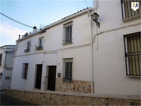 EXCLUSIVE to us. This beautiful townhouse sits centrally within the town of Estepa, famous for mantecados, a christmas sweet sold throughout Andalucia. This lovely property has been well finished with 1 ground floor bedroom at the front of the proper...