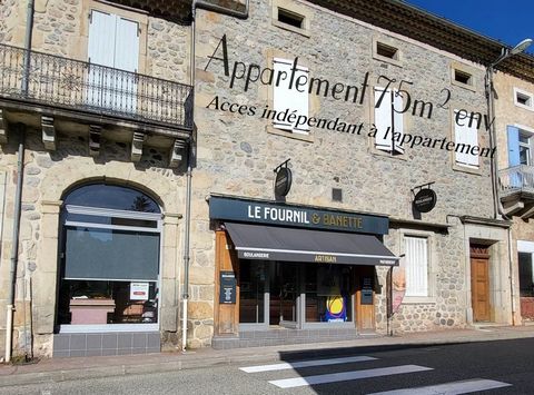 En EXCLUSIVITE en Ardèche, à vendre Aux OLLIERES SUR EYRIEUX Local commercial 200m² et appartement de 75m² à rénover