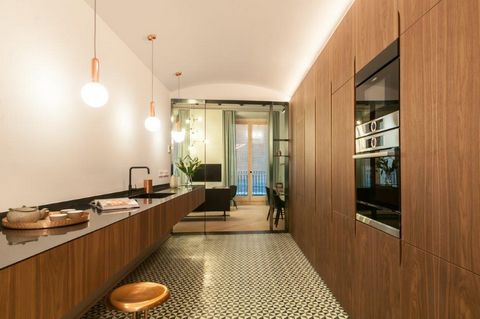 Luxury 2 bed Design Apartment for Sale in El Born Barcelona Catalonia Spain Esales Property ID: es5553382 Property Location Carrer de Montcada, 3 Barcelona Catalonia 08003 Spain Property Details The beautiful city of Barcelona is one of those places ...