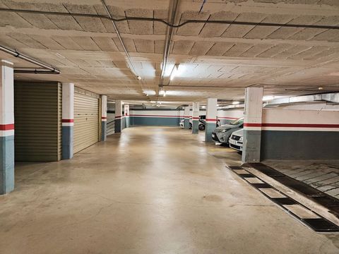 LUXE PROPERTIES presents you 11.16m2 Parking Space for sale on Calle Avinguda de l ́Estatut , in Rubí. Large parking space, easily accessible, space on the first floor, the opening of the door is with remote control. It is a good space both for inves...