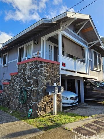 Charming two bedroom, one bath cottage with newly remodeled kitchen and new laminate hard wood flooring throughout. Open floor plan in this fee simple non-conforming home centrally located just a few short minutes from downtown Honolulu. Roof replace...