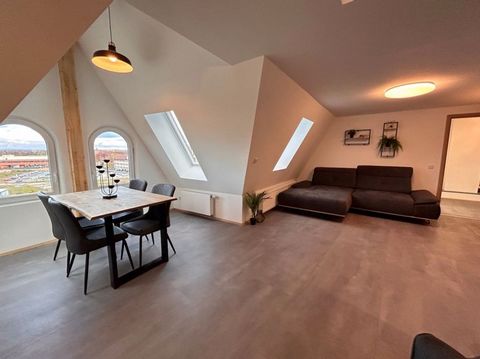 With its rooftop terrace, this modern apartment offers a 360° view over Nuremberg and the surrounding area. The perfect place to feel free in the middle of the city. The spacious apartment, including a modern kitchen and stylish furnishings, invites ...