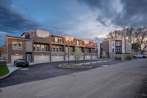 Unique investment opportunity with this new complex featuring seven townhomes, blending practicality with modern living. Located within minutes of downtown Boise, the Boise River, and Greenbelt, Boise State University, and with excellent freeway acce...
