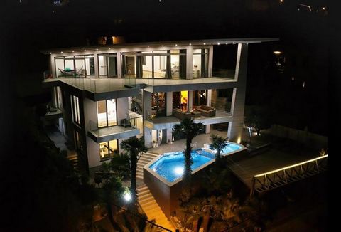 Location: Opatija Sea: 1 km City center: 1 km Inside space: 758 m2 Plot size: 782 m2 Bedrooms: 7 Bathrooms: 7 Swimming pool Parking Garage Air-conditioner Patio Hot tub Garden Features: - Air Conditioning - Dishwasher - Furnished - Internet - Terrace...