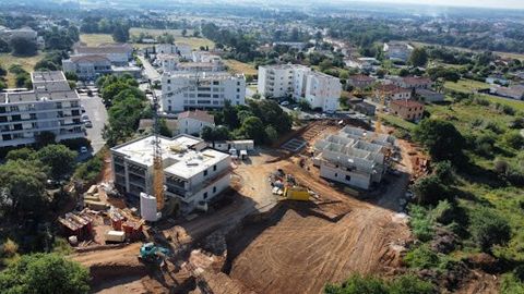 2e TRANCHE - Résidence LE PARC DE SAINTE LUCIE. Avenue de BORGO - 20290 BORGO. Centre ville, à proximité immédiate des commerces, écoles, gare. Résidence composée de 4 bâtiments pour un total de 48 logements. VENTURINI Sylvie au ... vous propose un a...